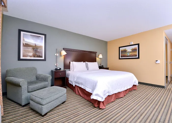 Hampton Inn & Suites Fort Belvoir Alexandria South